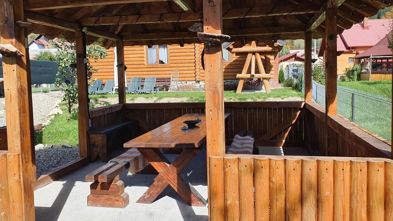 Cabana Alesia, Relaxare La Poalele Raraului Câmpulung Moldovenesc Extérieur photo