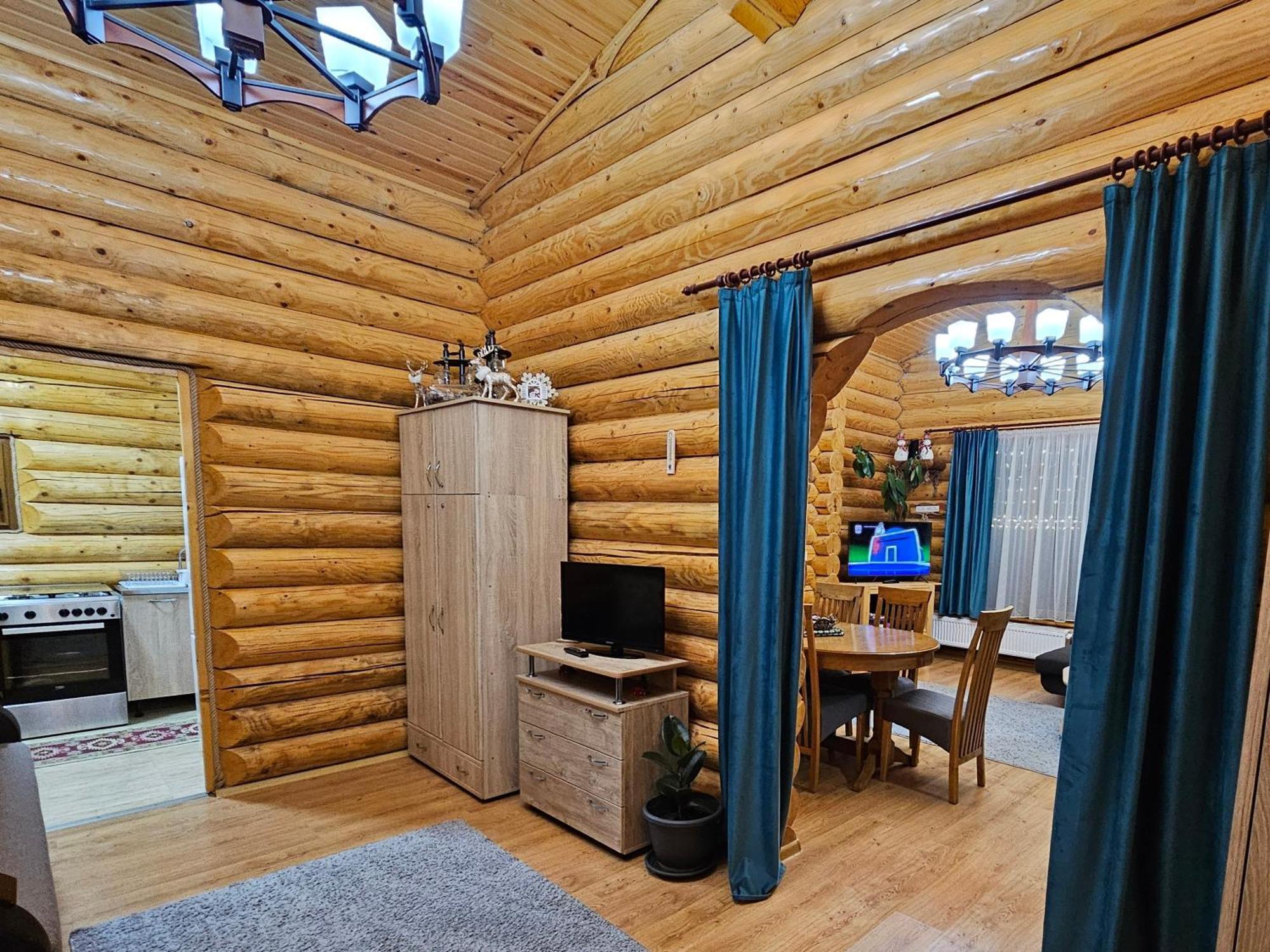 Cabana Alesia, Relaxare La Poalele Raraului Câmpulung Moldovenesc Extérieur photo