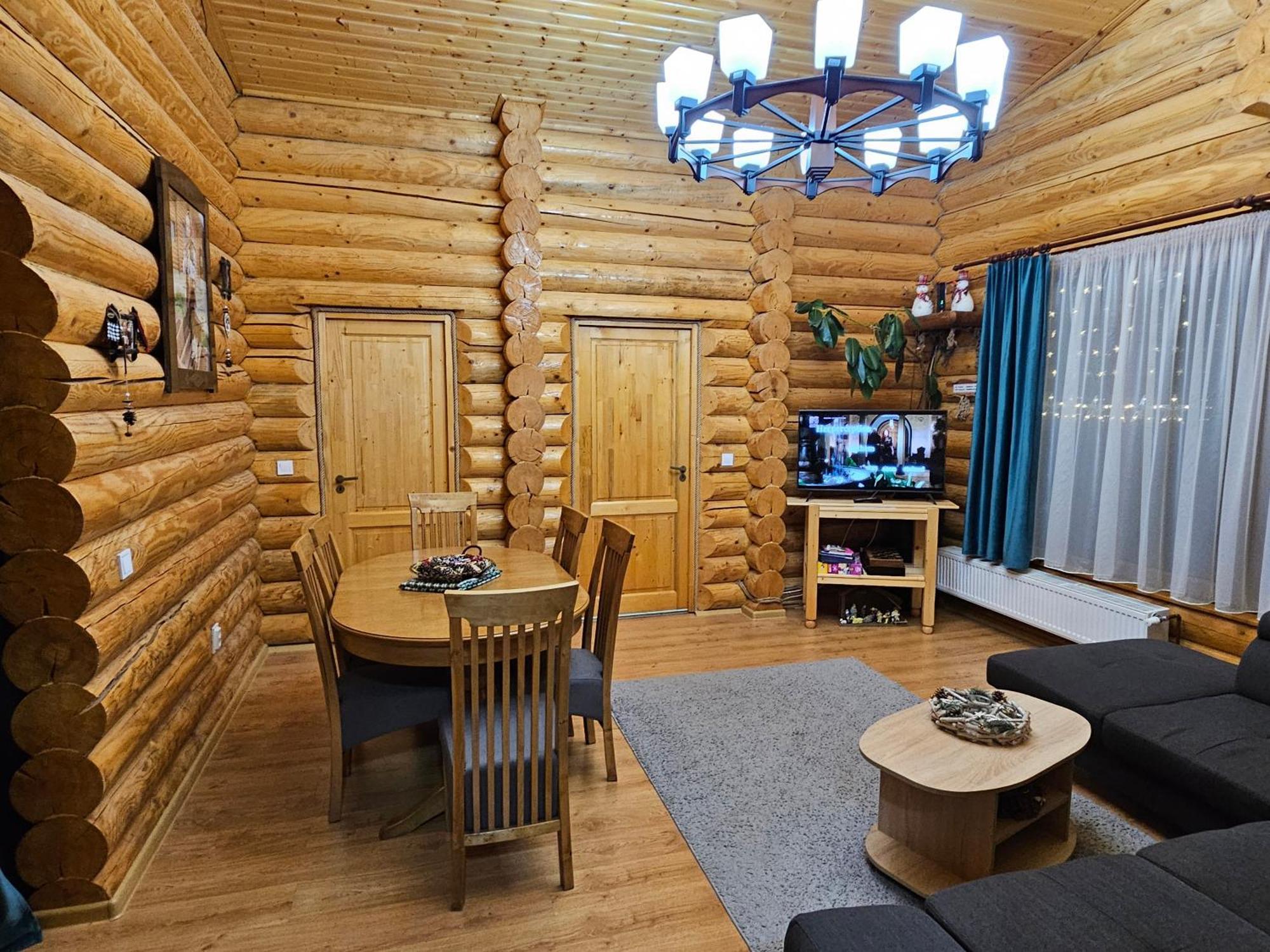 Cabana Alesia, Relaxare La Poalele Raraului Câmpulung Moldovenesc Extérieur photo
